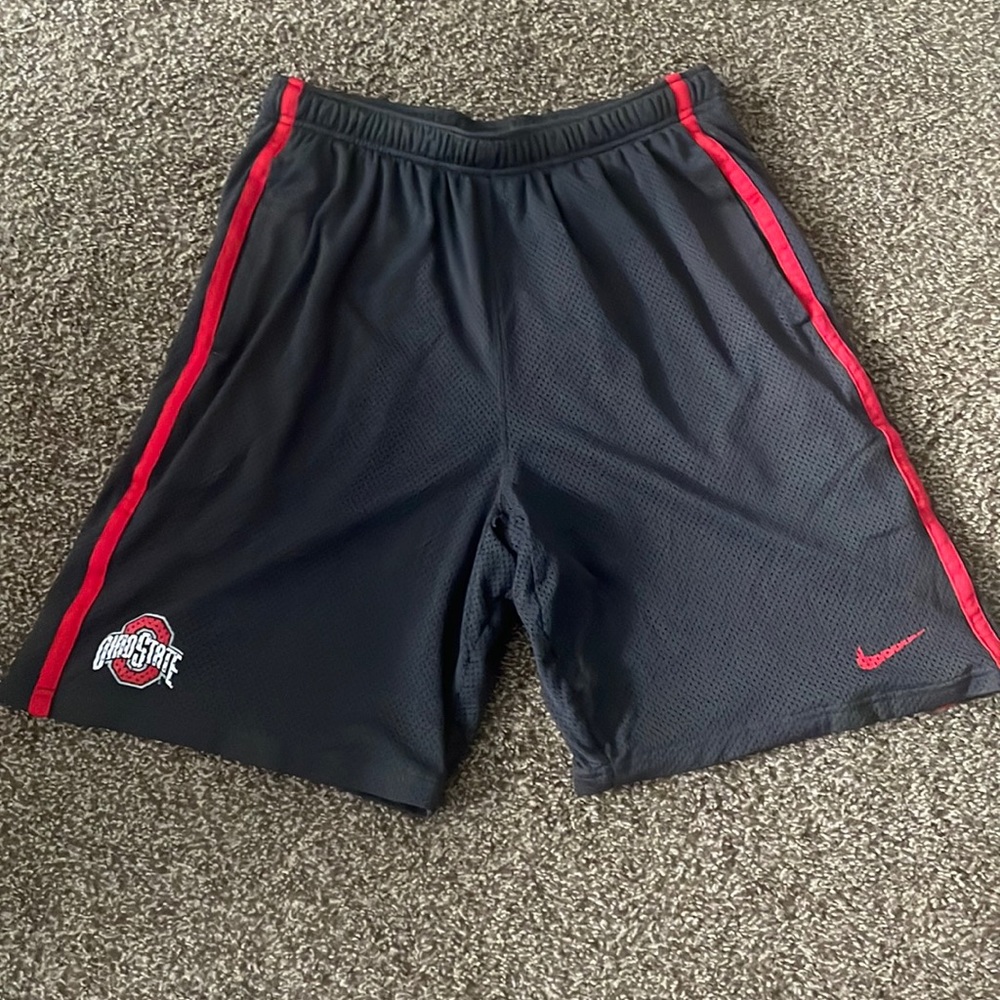 Nike men’s Ohio State athletic shorts. Size L